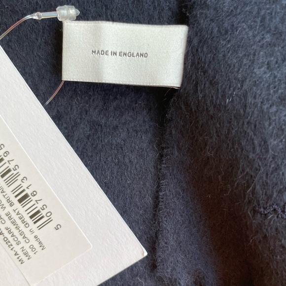 Paul Smith Brand New Softest Luxury Cashmere Dark Navy Scarf - Picture 6 of 6